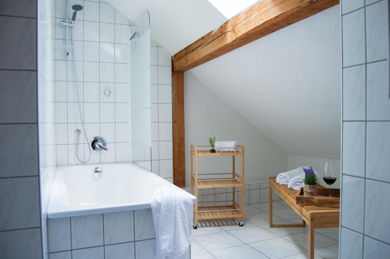 Wellness Mitten In Der Wasserfallstadt Triberg Triberg im Schwarzwald Exterior photo